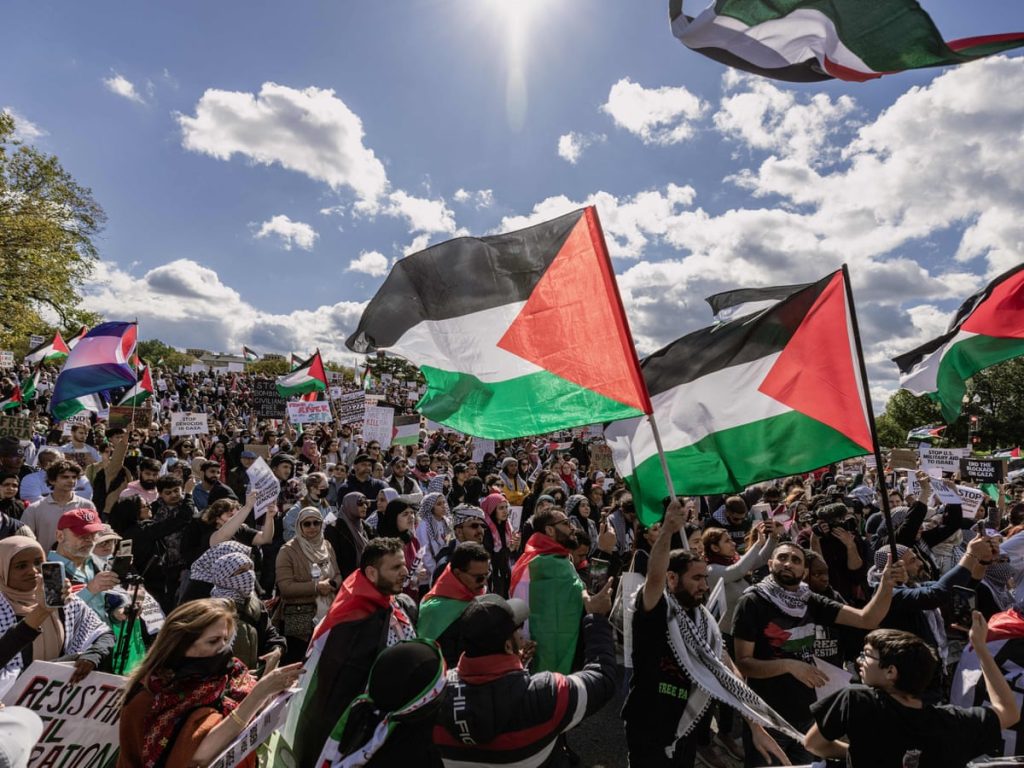 Pro-Palestine Protesters Rally in London, Leading to Arrests