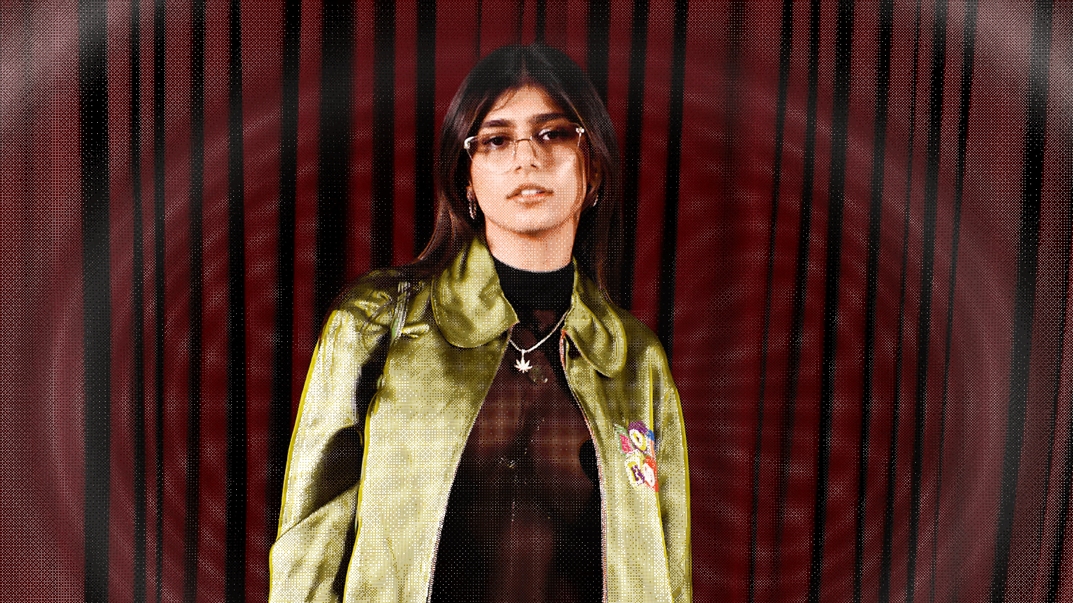 Oxford; Mia Khalifa pays her visit as a Professor